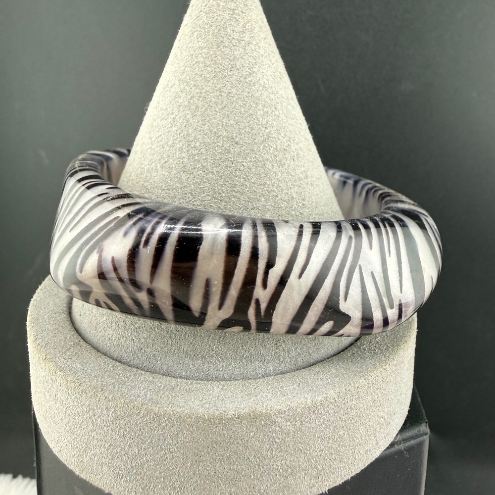 Vintage Bangle Bracelet Black White Zebra Print Acrylic Square 8.5in